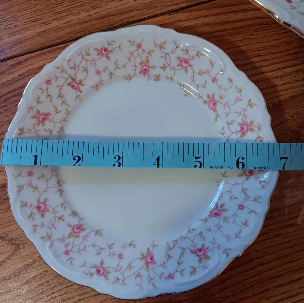 Vintage 5 Mitterteich Bavaria plates, made in Germany, Lady Claire style. - Picture 6 of 10